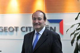 华日照片,捕捉历史瞬间，见证时代变迁